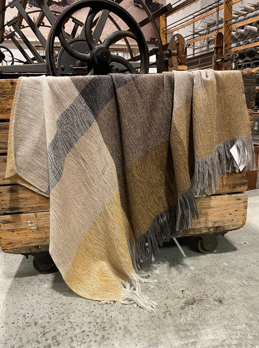 NZ Classic WXG1-15 Throw/Wrap