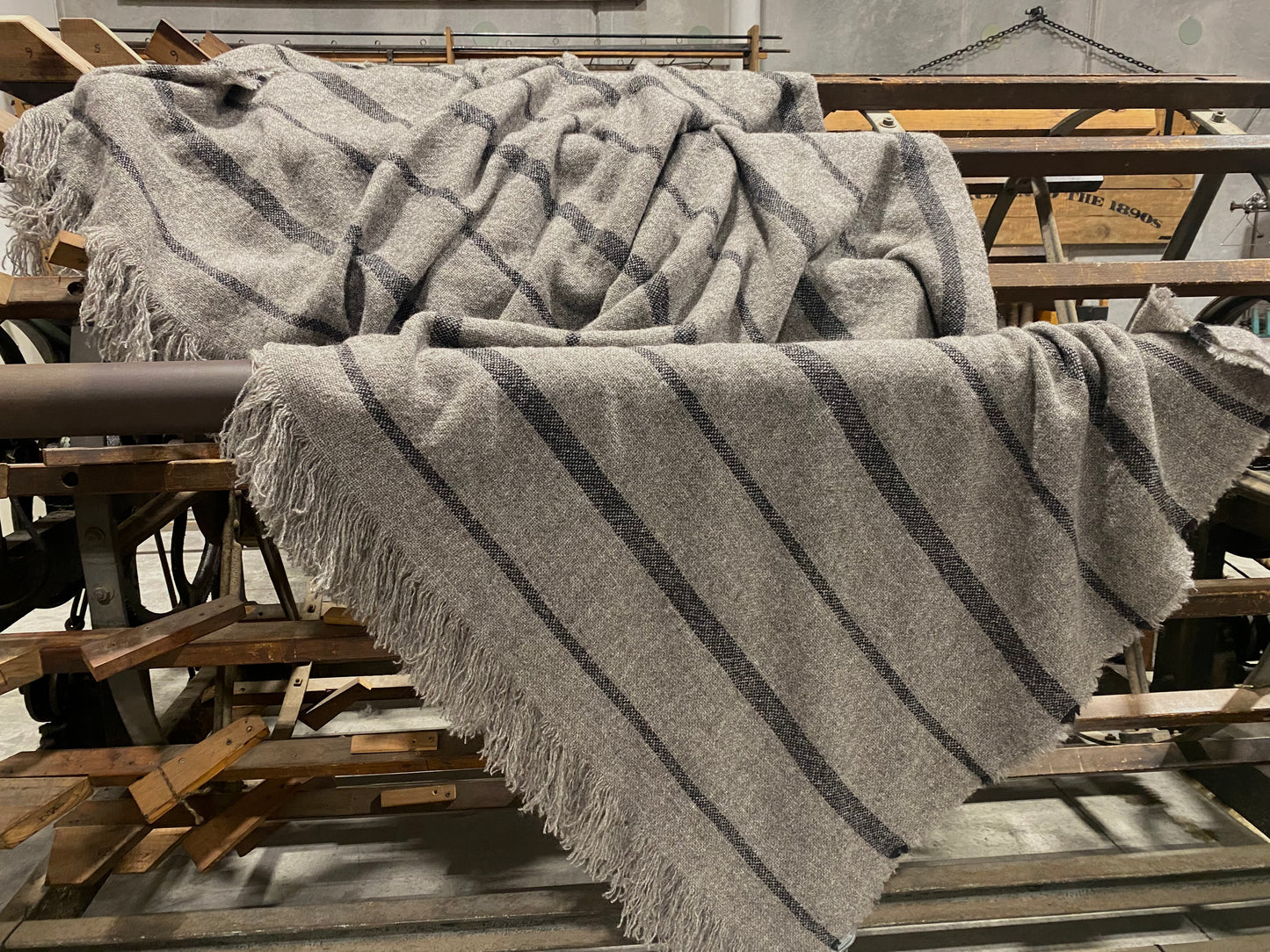 Brushed Wool Super Sized Q/K Blankets