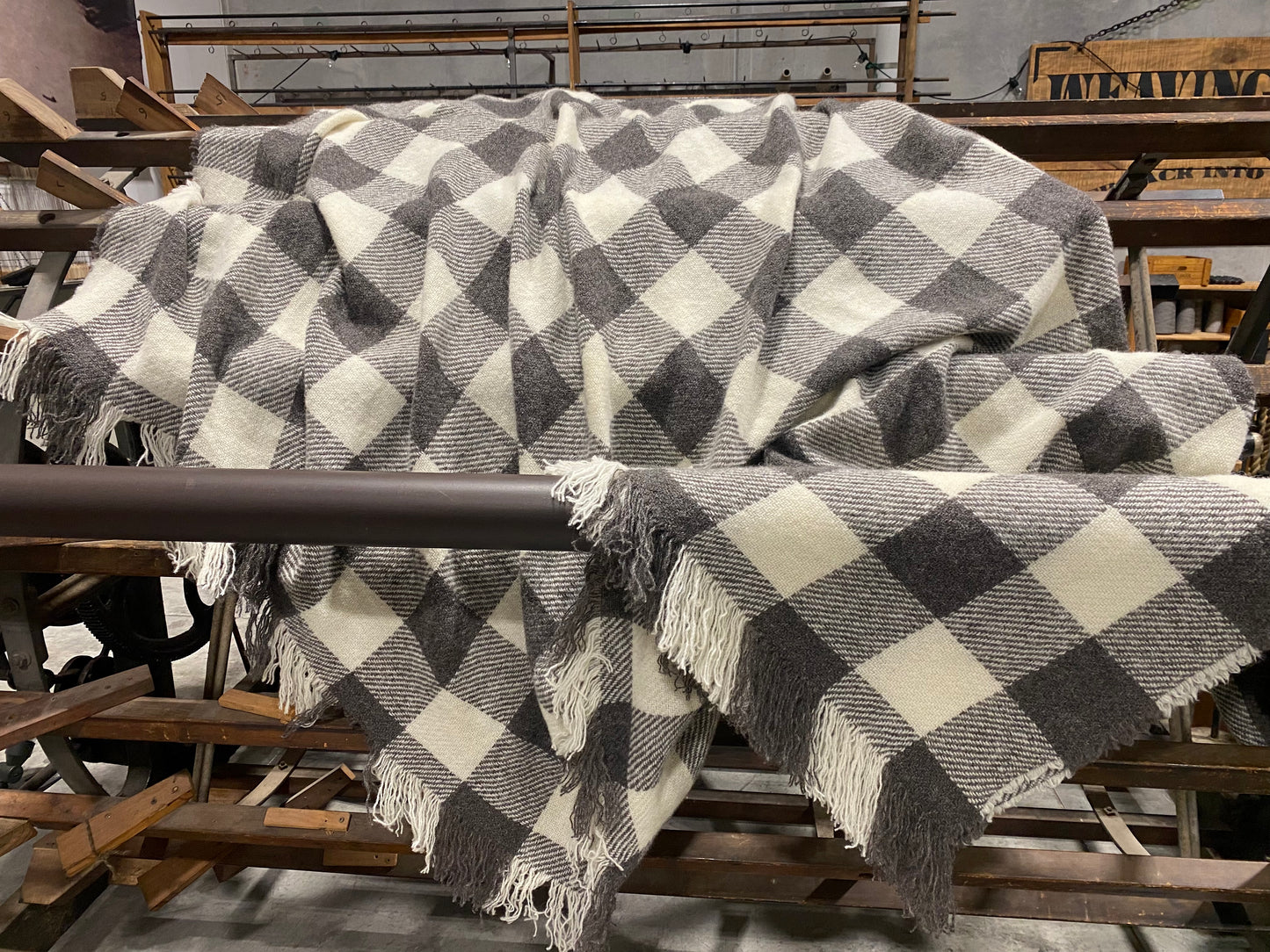 Brushed Wool Super Sized Q/K Blankets