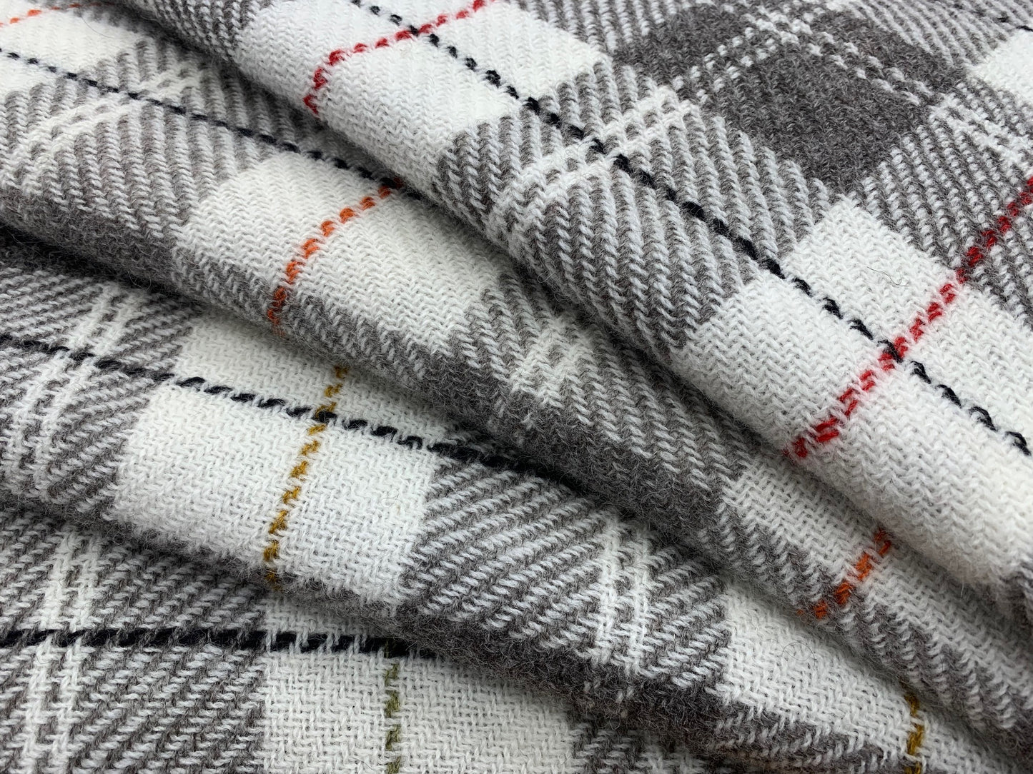 Brushed Wool Haggis Q/K Blankets